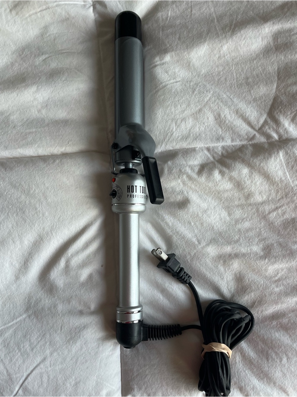 Hot Tools Professional Diamond Platinum Curling Iron 1-1/4 Inch